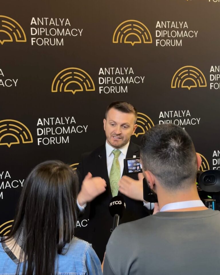 Ministri Dukaj në Forumin Diplomatik në Antalia: Diplomacia digjitale dhe ajo kibernetike janë thelbi i marrëdhënieve ndërkombëtare