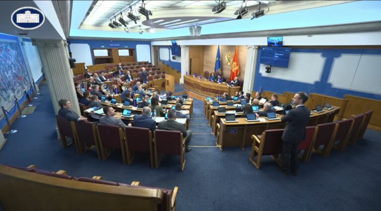 Partitë shqiptare nuk përkrahin rikonstruimin e Qeverisë