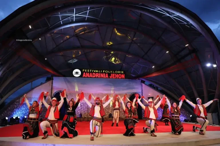 SHKA“Koha” nga Dinosha fiton vendin e parë në festivalin në Rahovec