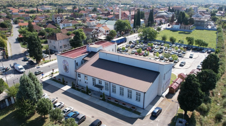Komuna e Tuzit njofton: Nënshkruhet kontrata për vendosjen e gardhit mbrojtës në rrugën Grudë–Triesh