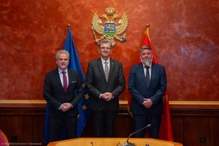 Camaj takim me ambasadorët e BE-së dhe OSBE-së: Sattler dhe Haukaas vlerësojnë rolin e Kuvendit në reformat drejt BE-së