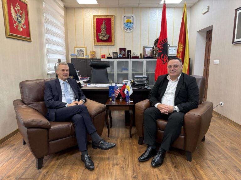Gjelaj dhe ambasadori i Holandës diskutojnë bashkëpunimin dhe projekte për qytetarët