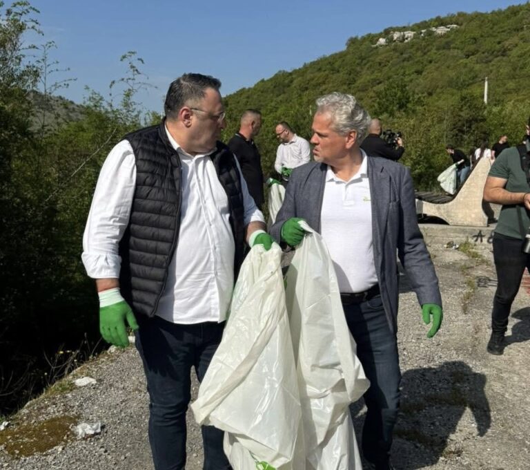 Zhvillohet Aksion për Pastrimin e Mjedisit